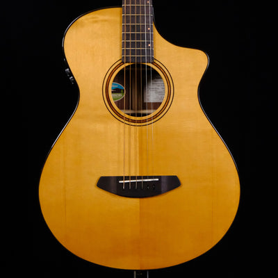 Breedlove Performer Pro Concertina Aged Toner CE Acoustic-Electric Guitar - European Spruce, Indian Rosewood