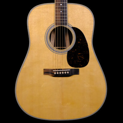 Martin D35 Solid Spruce/Rosewood Acoustic Guitar - Natural