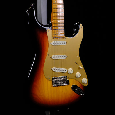 Fender American Custom Stratocaster Electric Guitar - Antique Sunburst, Maple Neck