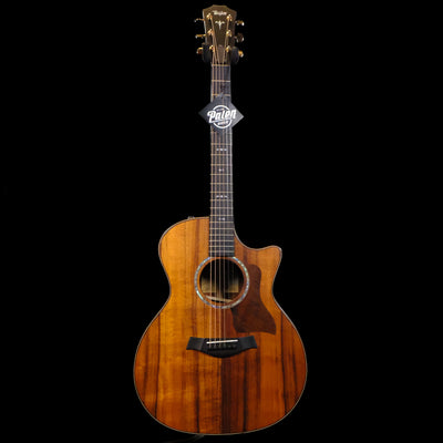 Taylor 724ce Grand Auditorium V-class Acoustic-Electric Guitar - Natural Hawaiian Koa Top