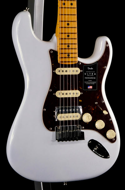 Fender American Ultra Stratocaster HSS - Arctic Pearl with Maple